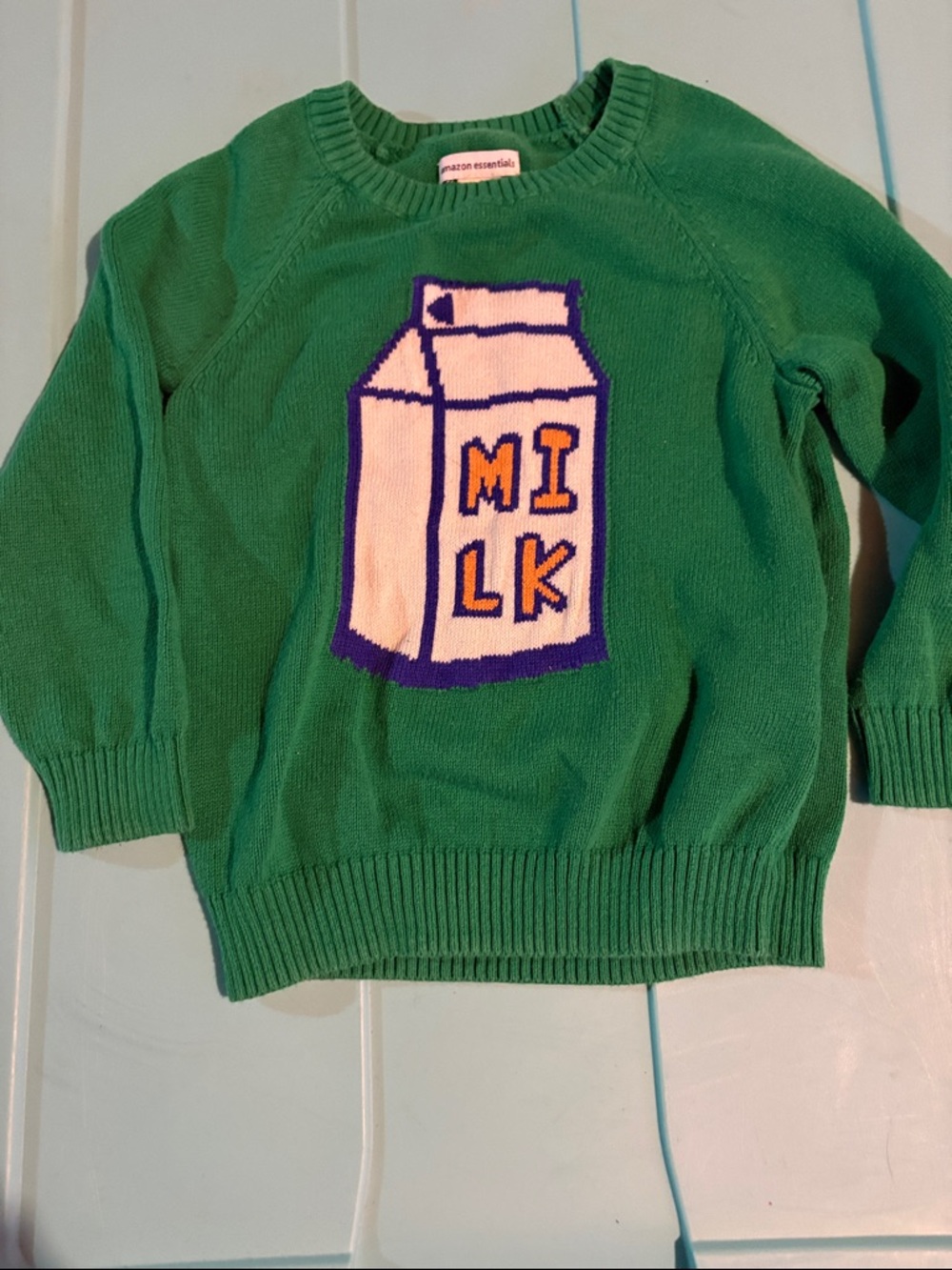 Amazon Essentials Green Knit Crewneck Sweater with Graphic